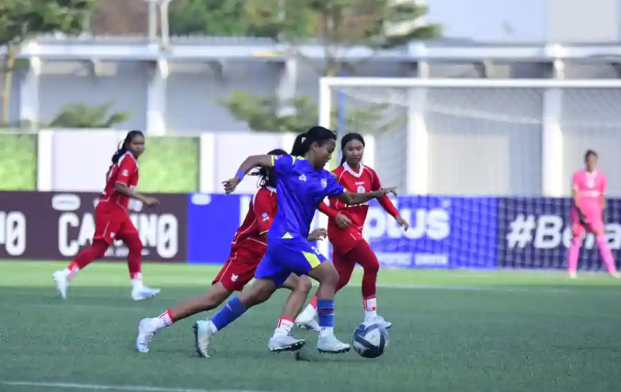 arema fc women - ilustrasi berita Arema FC Women Terhenti di Semifinal HYDROPLUS Soccer League 2025/2026