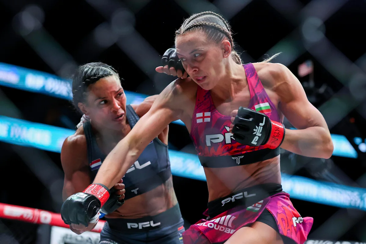dakota ditcheva - ilustrasi berita Dakota Ditcheva Kembali Patah Tangan Usai Menang di PFL New York