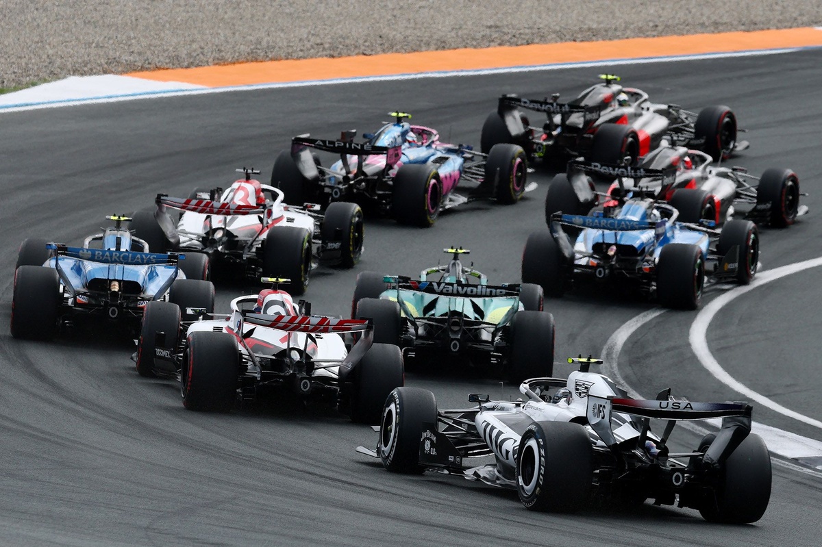 f1 gps dipersingkat - ilustrasi berita Semua F1 GPs Dipersingkat Mulai 2027 karena Perubahan Tenaga